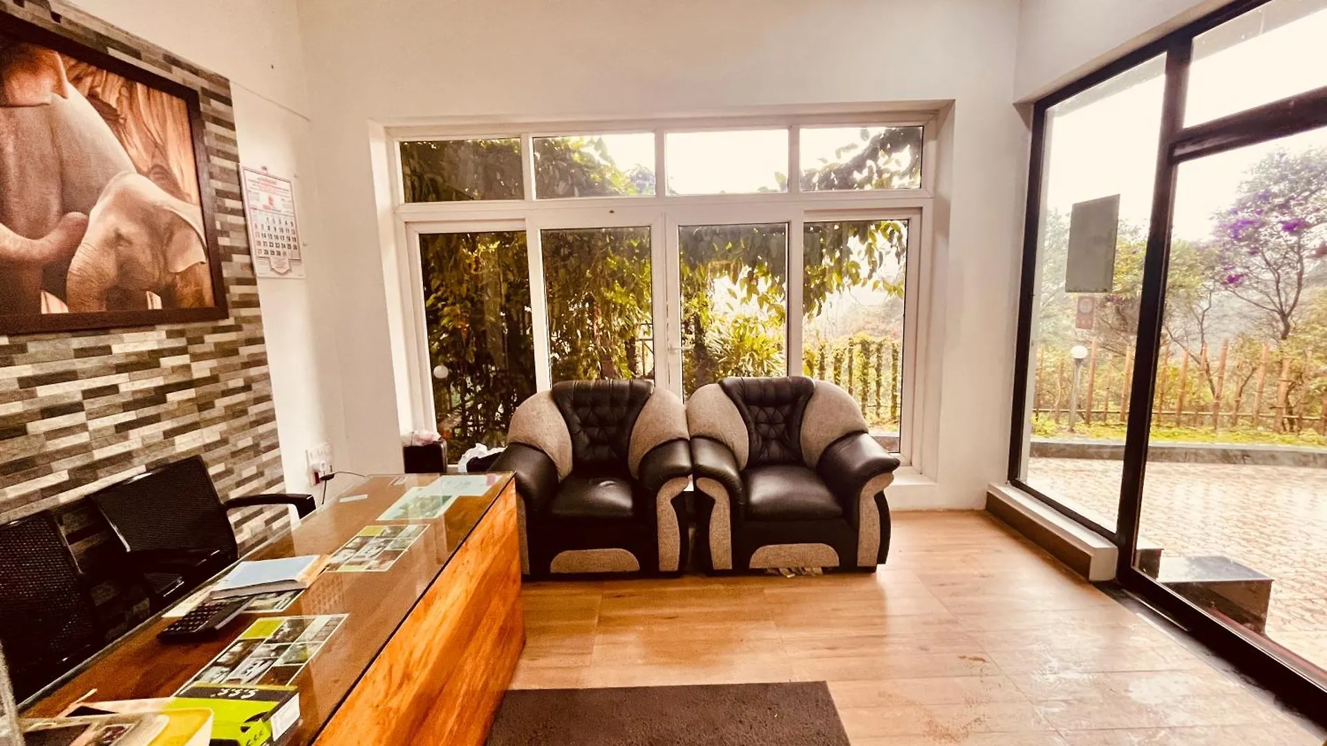 Nature Valley Farmhouse Resort By Raarees, Munnar #Lap Of Nature #Premium Rooms #Big Parking #Scenic View #Garden With Fireplace #Property Of The Year Hotel